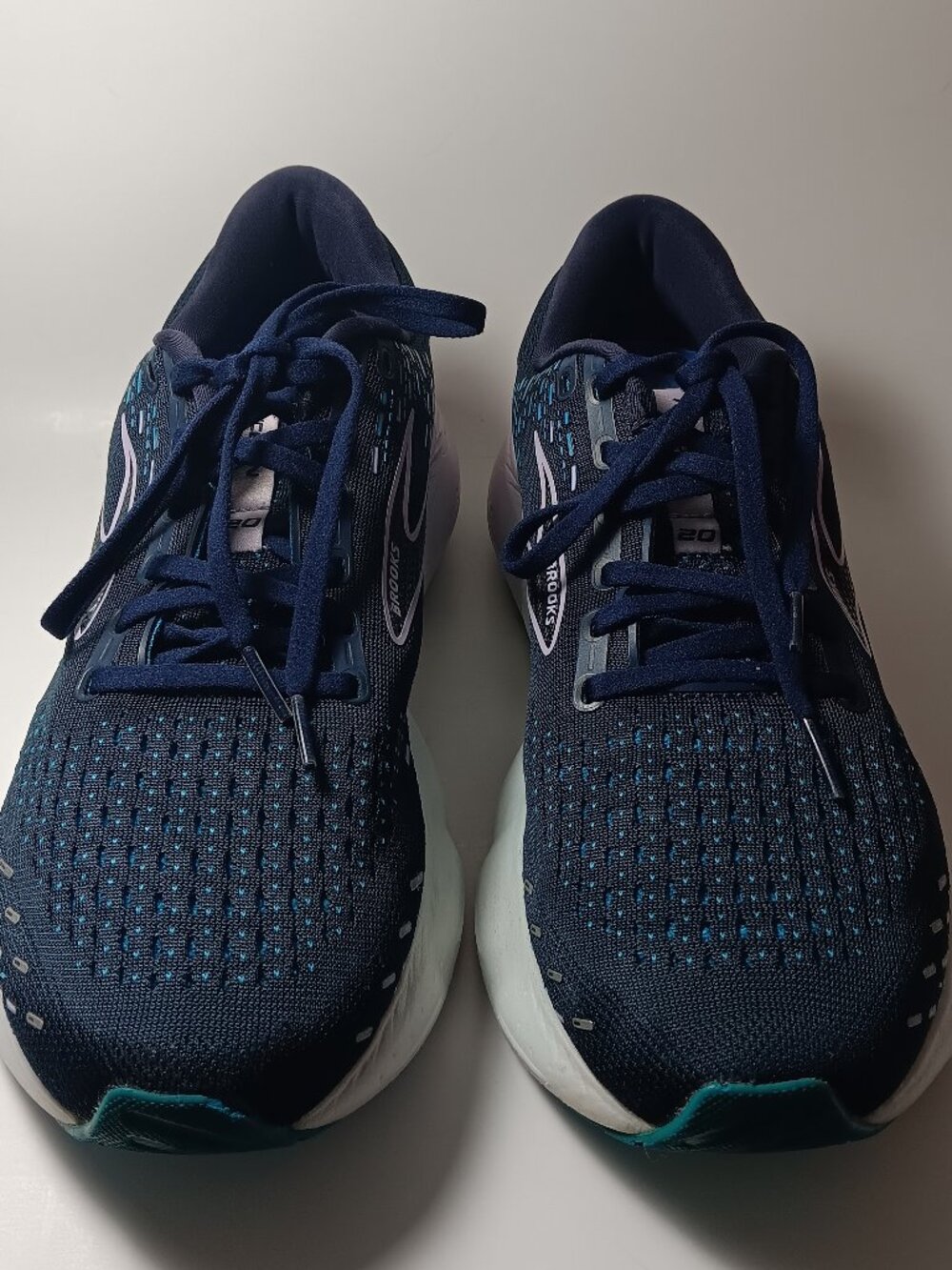 Brooks Glycerin 20 womens running shoes size 11.5 B navy blue athletic sneakers